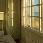 Original From 1932 By The Water 度假居 *