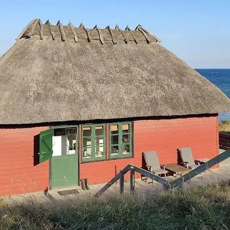 Feriehus Original From 1932 By The Water