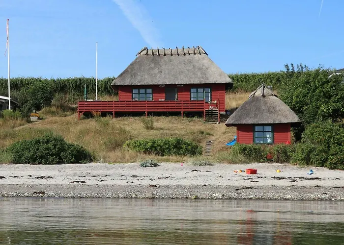 Feriehus Original From 1932 By The Water Nyborg